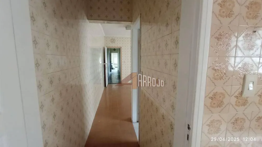 Casa, 3 quartos, 220 m² - Foto 2