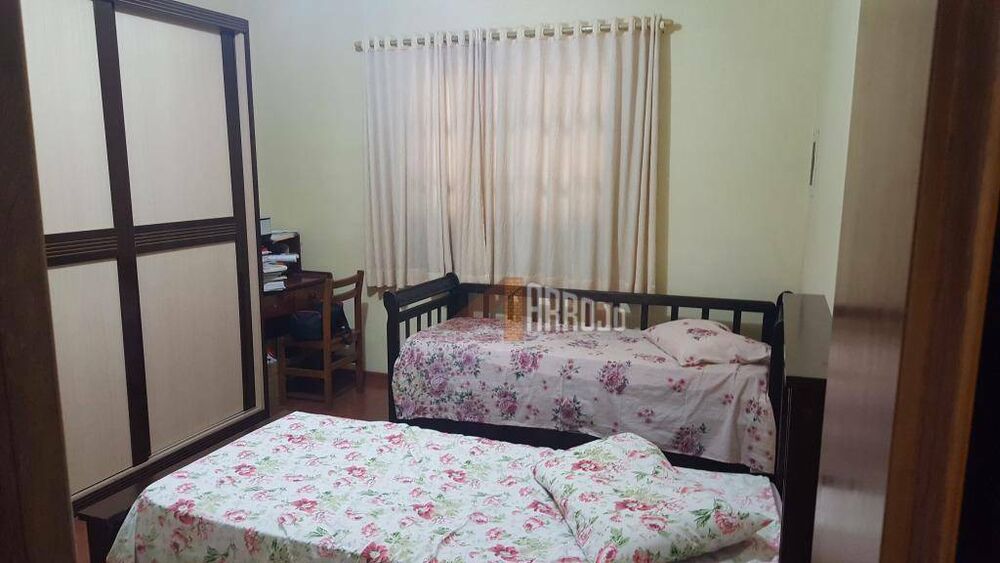 Casa, 3 quartos, 193 m² - Foto 7