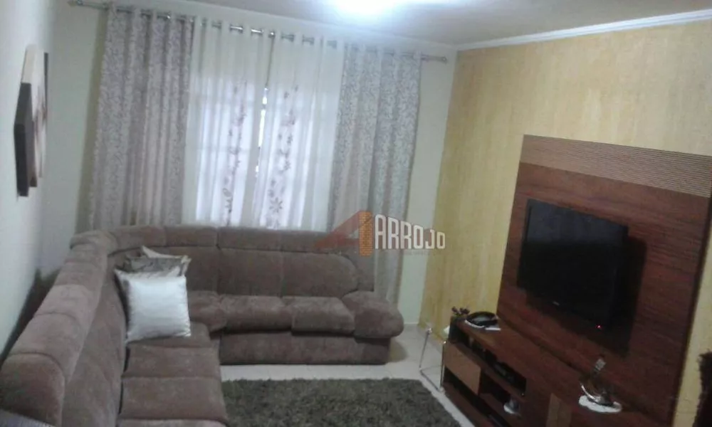 Sobrado à venda com 3 quartos, 175m² - Foto 1