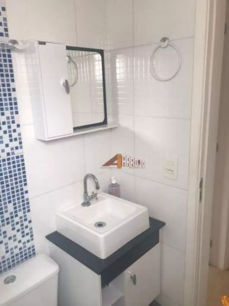 Apartamento à venda com 1 quarto, 29m² - Foto 2