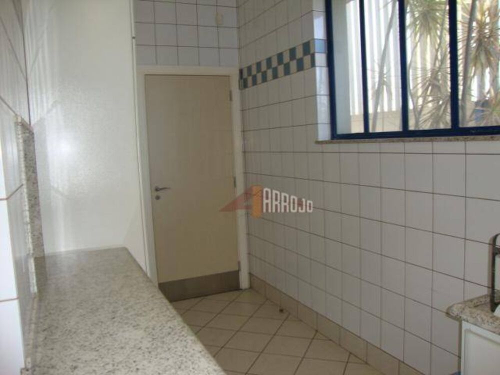 Depósito-Galpão-Armazém à venda, 870m² - Foto 4