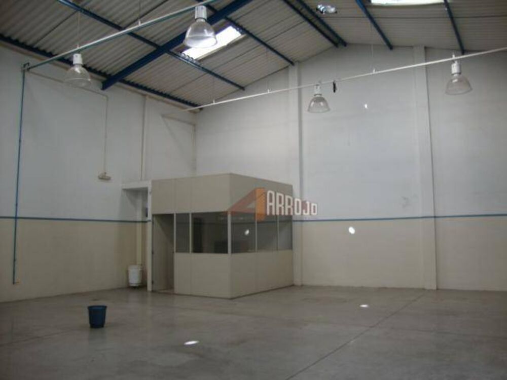 Depósito-Galpão-Armazém à venda, 870m² - Foto 2