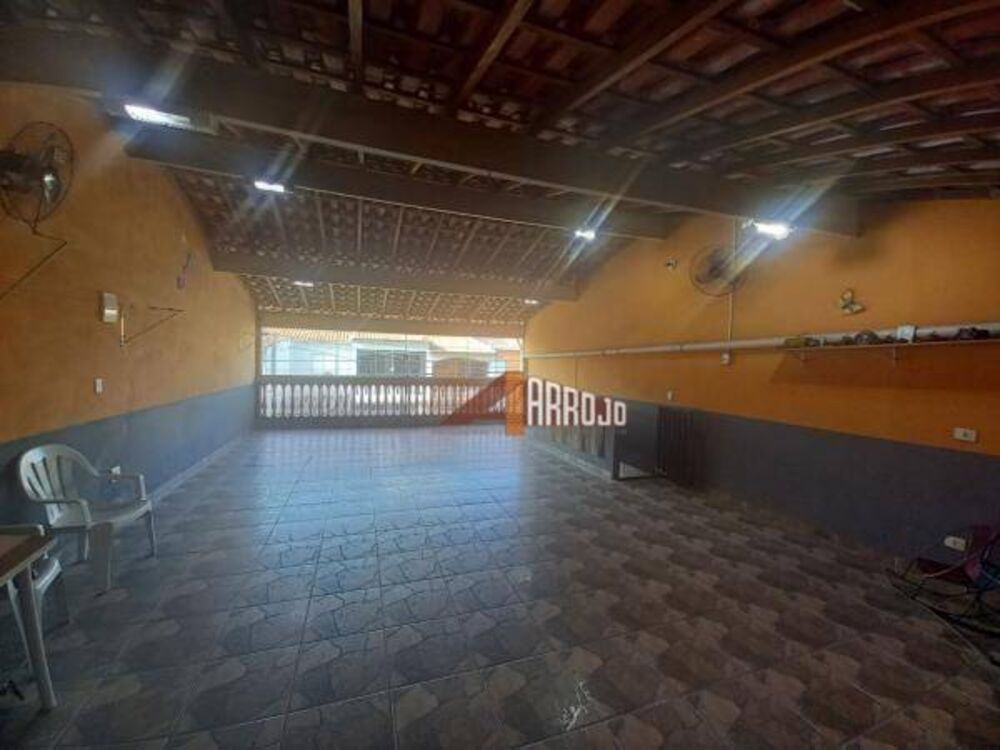 Casa, 2 quartos, 62 m² - Foto 1