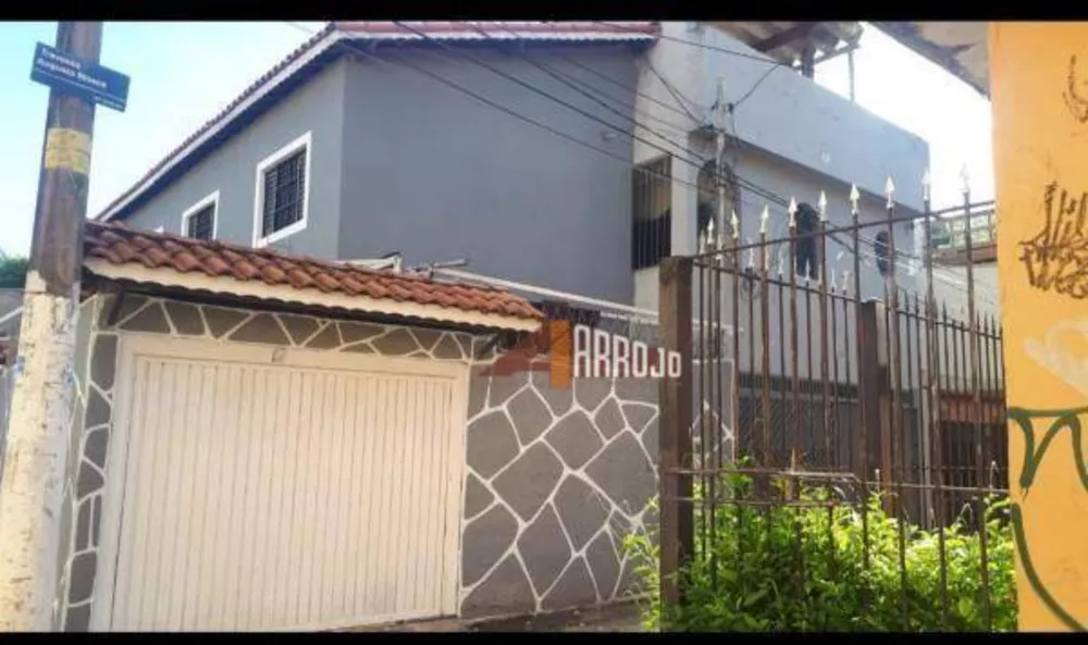 Sobrado, 4 quartos, 140 m² - Foto 2