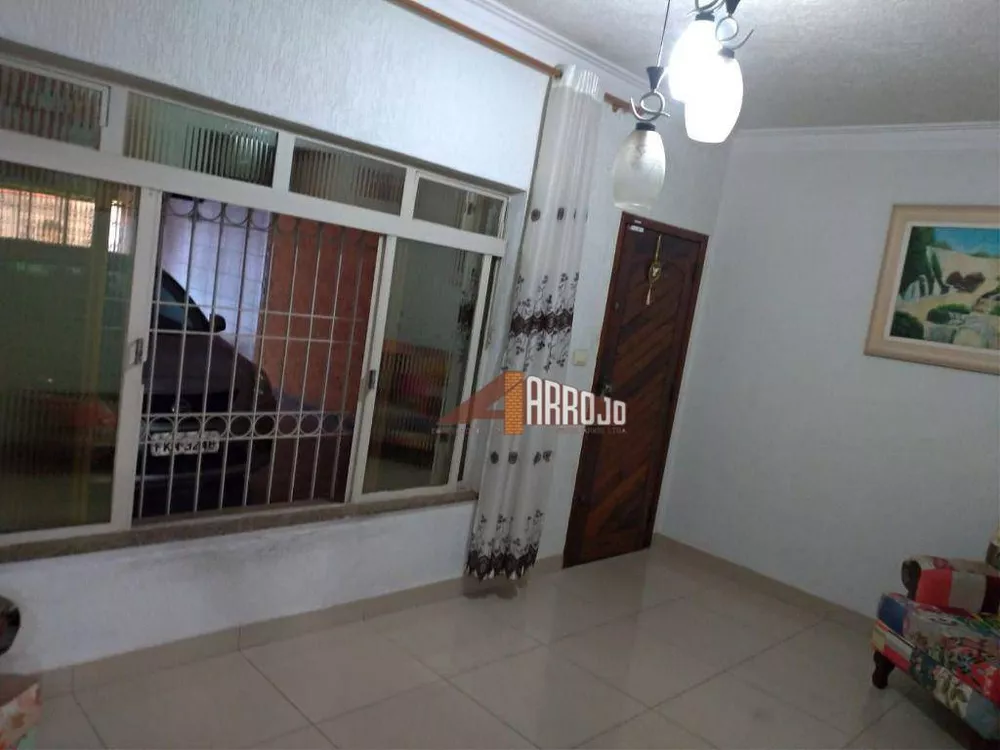 Sobrado à venda com 4 quartos, 258m² - Foto 3