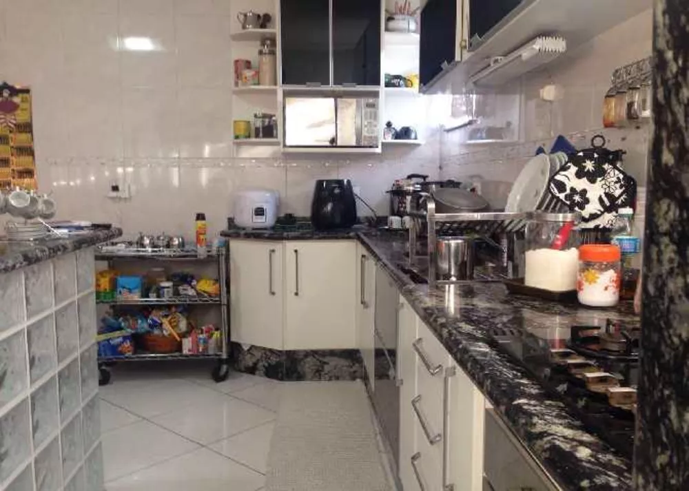 Sobrado à venda com 4 quartos, 250m² - Foto 4