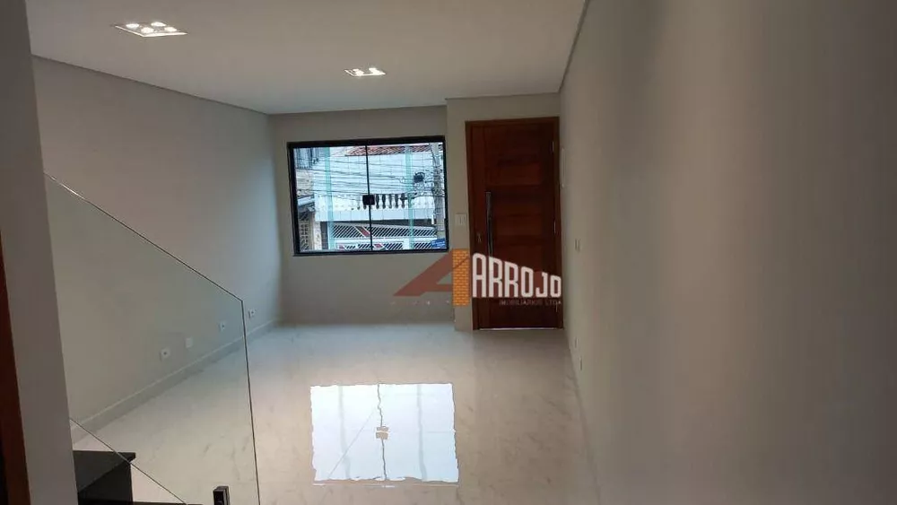 Sobrado à venda com 3 quartos, 150m² - Foto 1