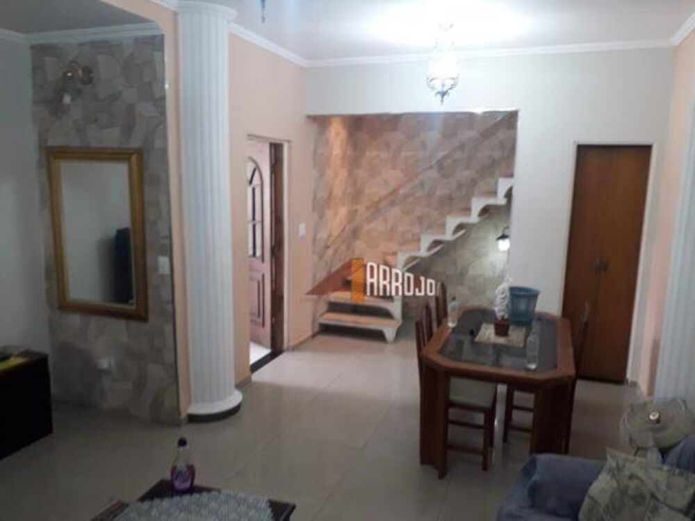 Sobrado, 2 quartos, 350 m² - Foto 18