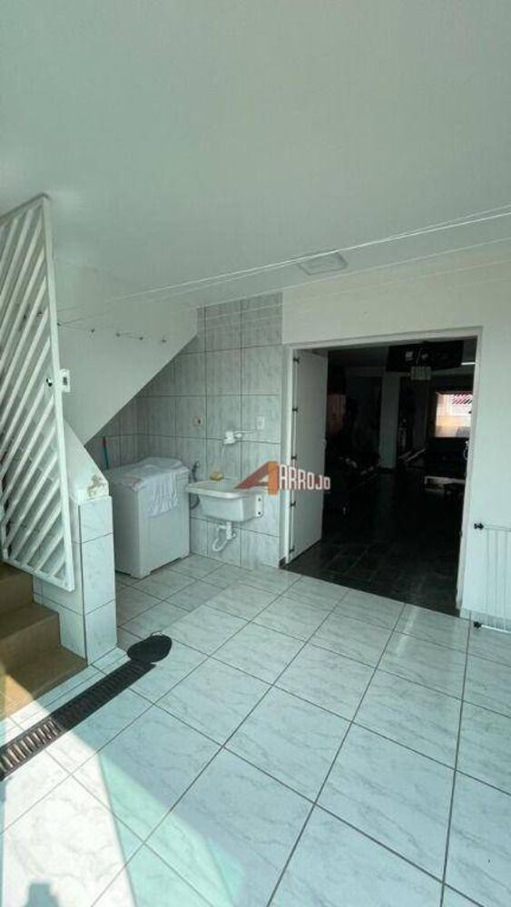 Sobrado, 3 quartos, 218 m² - Foto 12