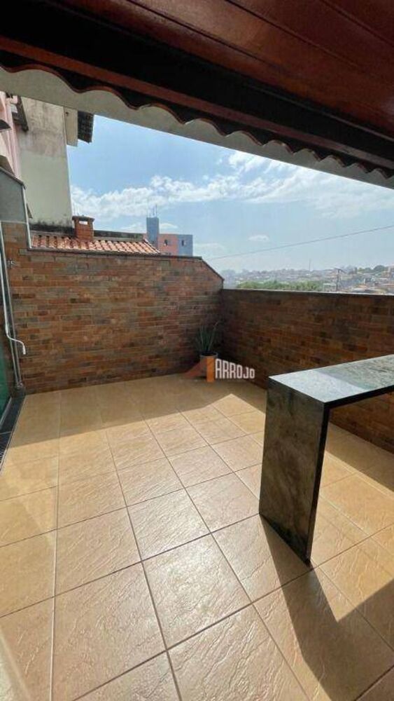 Sobrado, 3 quartos, 218 m² - Foto 3