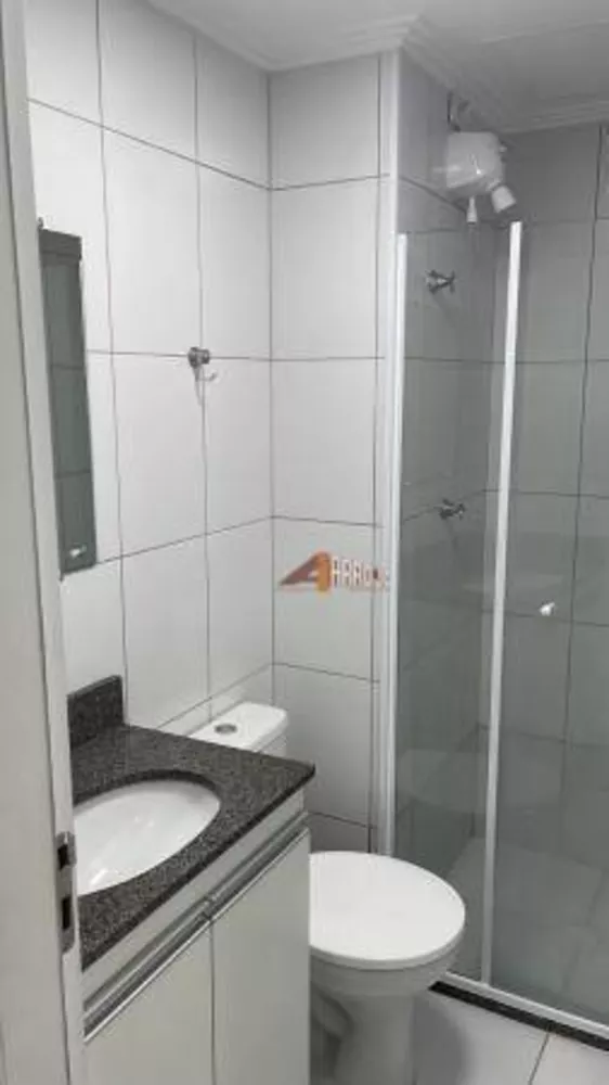 Apartamento à venda com 2 quartos, 37m² - Foto 2