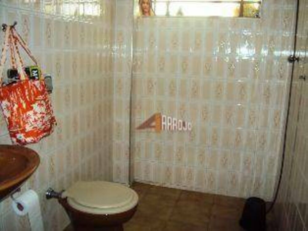 Casa à venda com 3 quartos, 234m² - Foto 4