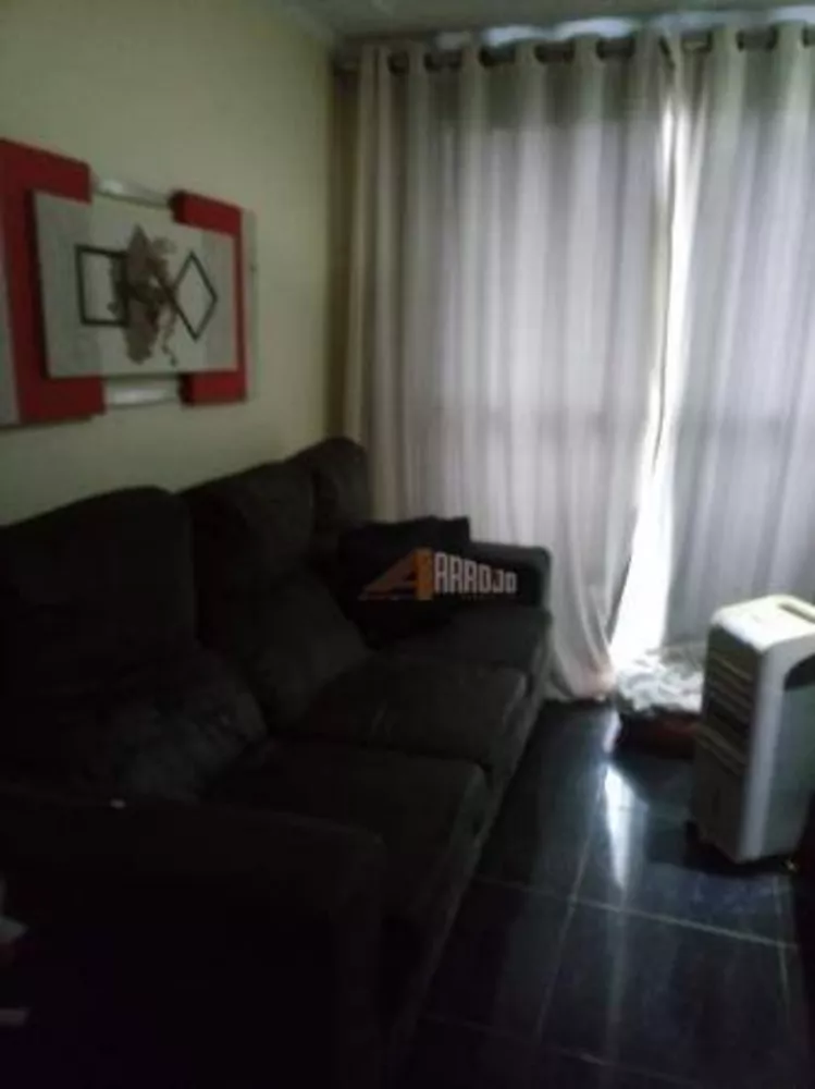 Apartamento à venda com 2 quartos, 46m² - Foto 2