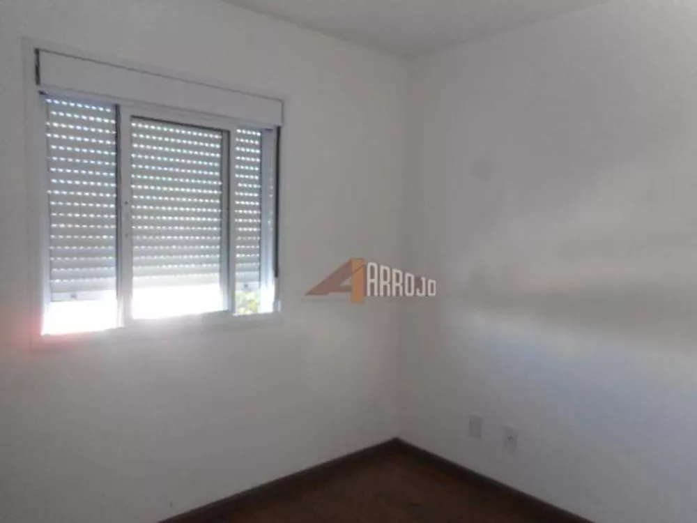 Apartamento para alugar com 2 quartos, 65m² - Foto 2