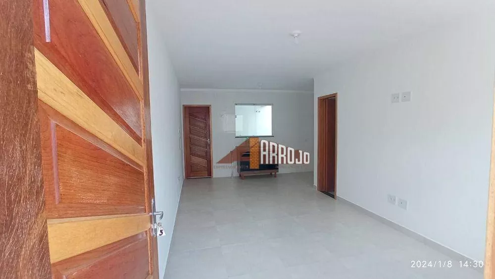 Sobrado à venda com 2 quartos, 66m² - Foto 1