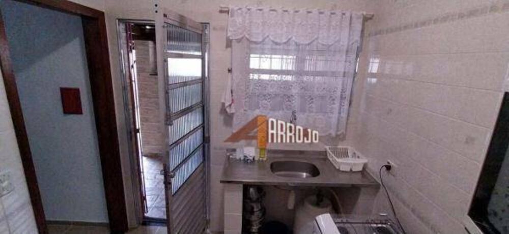 Casa, 3 quartos, 250 m² - Foto 9