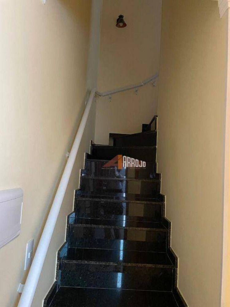 Sobrado, 2 quartos, 68 m² - Foto 1
