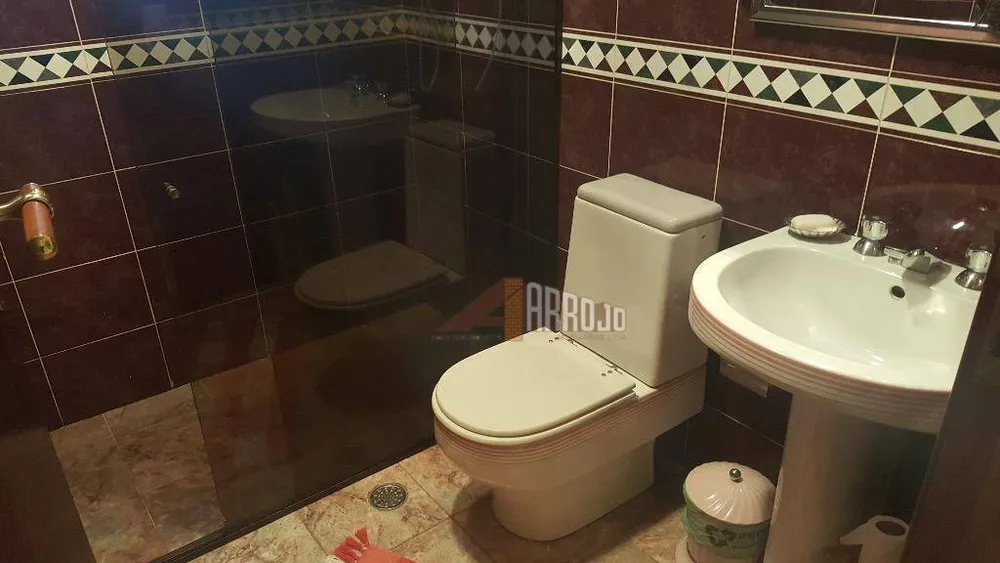 Casa, 3 quartos, 206 m² - Foto 1