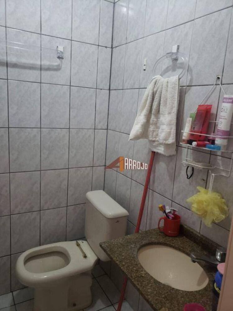 Casa, 4 quartos, 83 m² - Foto 1