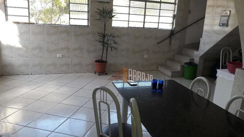 Sobrado, 3 quartos, 148 m² - Foto 2