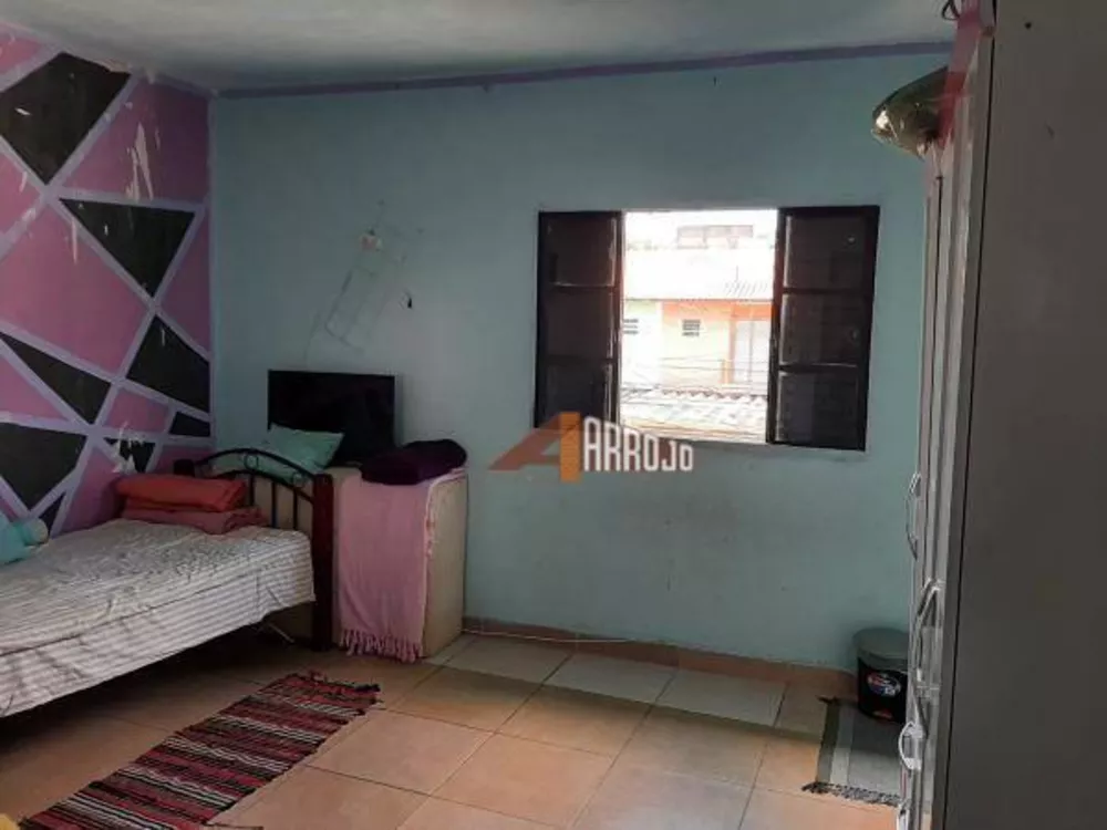 Sobrado à venda com 1 quarto, 108m² - Foto 1