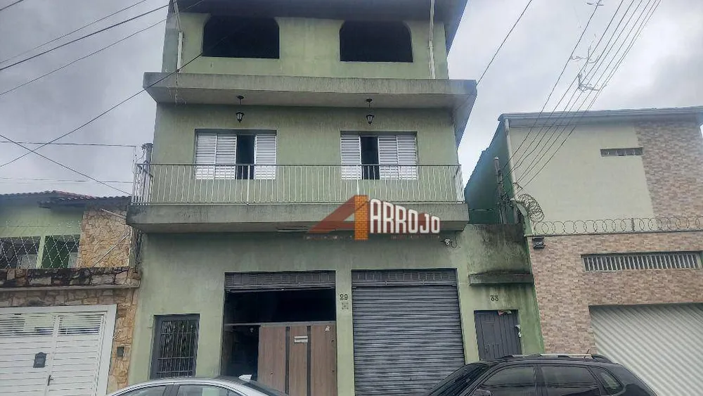 Sobrado, 3 quartos, 340 m² - Foto 1