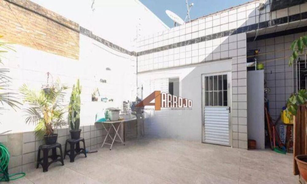Casa, 4 quartos, 117 m² - Foto 1