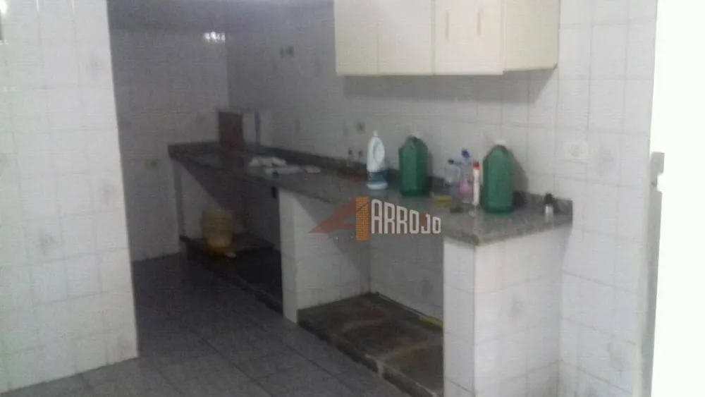 Casa, 2 quartos, 240 m² - Foto 4