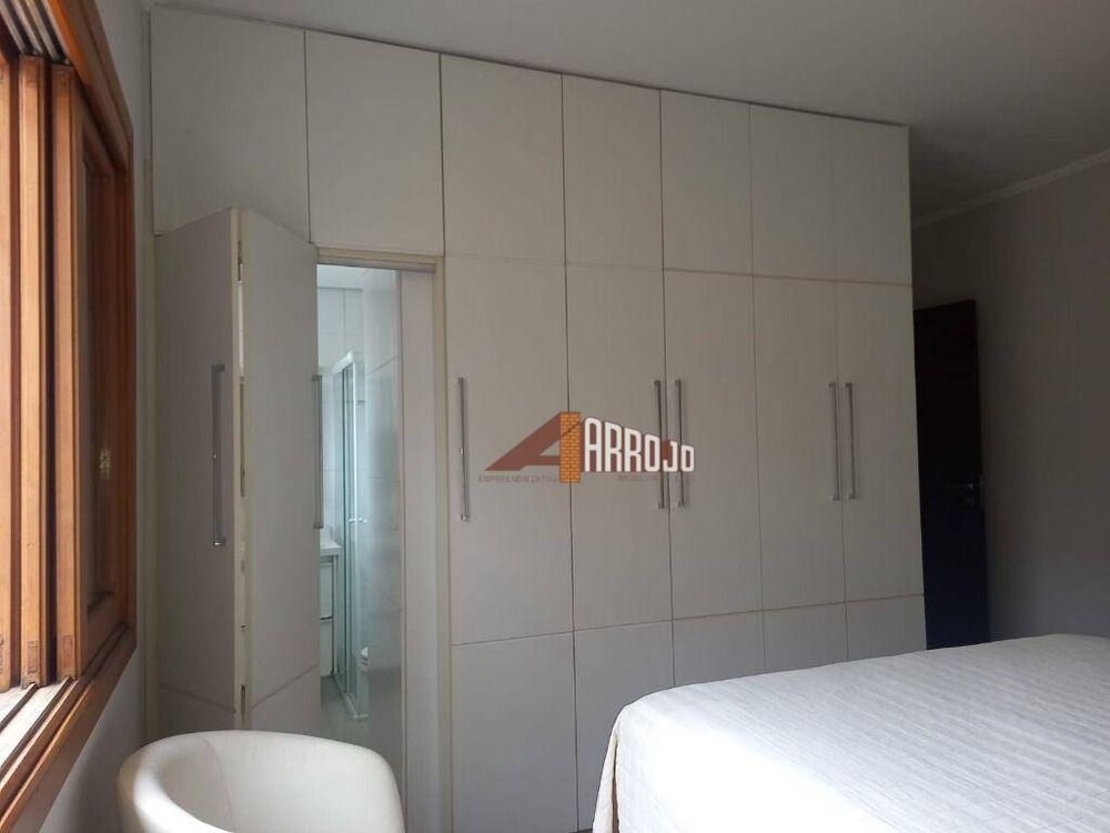 Casa, 3 quartos, 234 m² - Foto 3