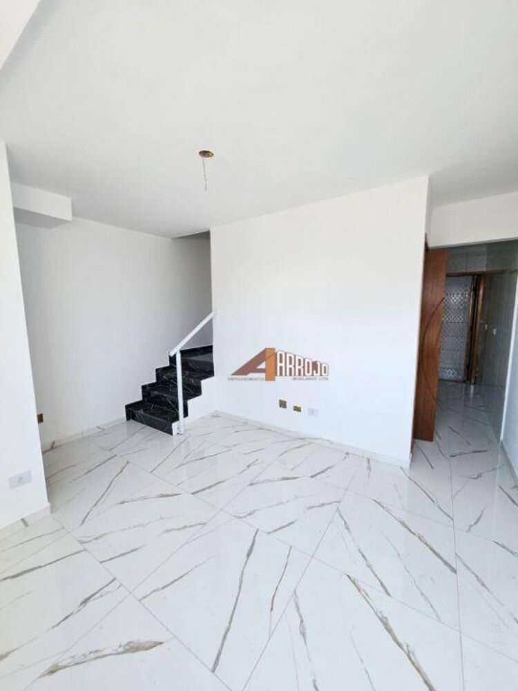 Sobrado à venda com 2 quartos, 69m² - Foto 1