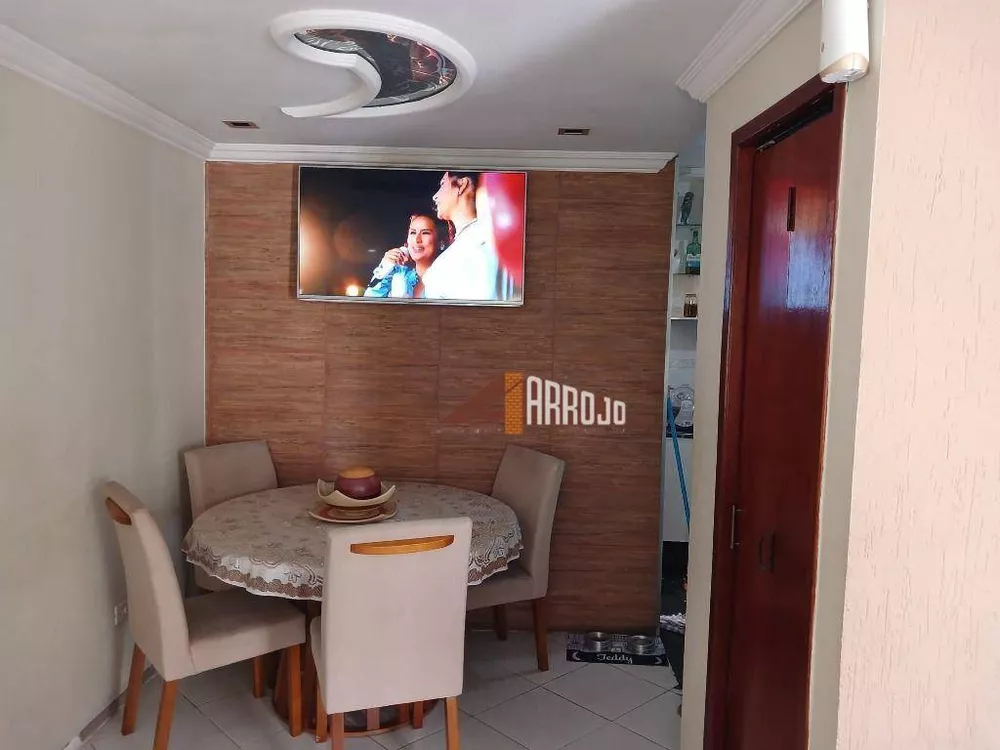 Sobrado à venda com 3 quartos, 99m² - Foto 1