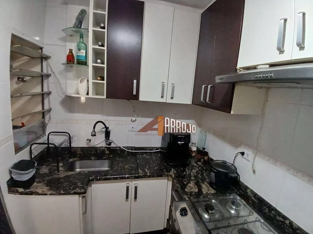 Sobrado à venda com 3 quartos, 99m² - Foto 3