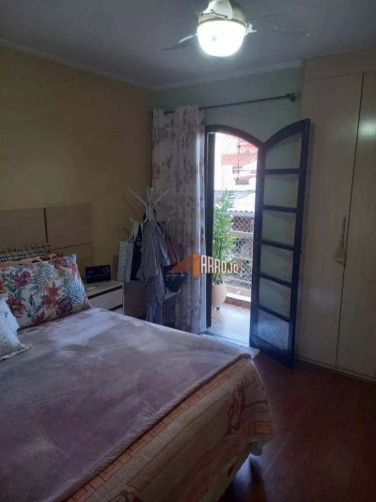 Sobrado à venda com 3 quartos, 136m² - Foto 3