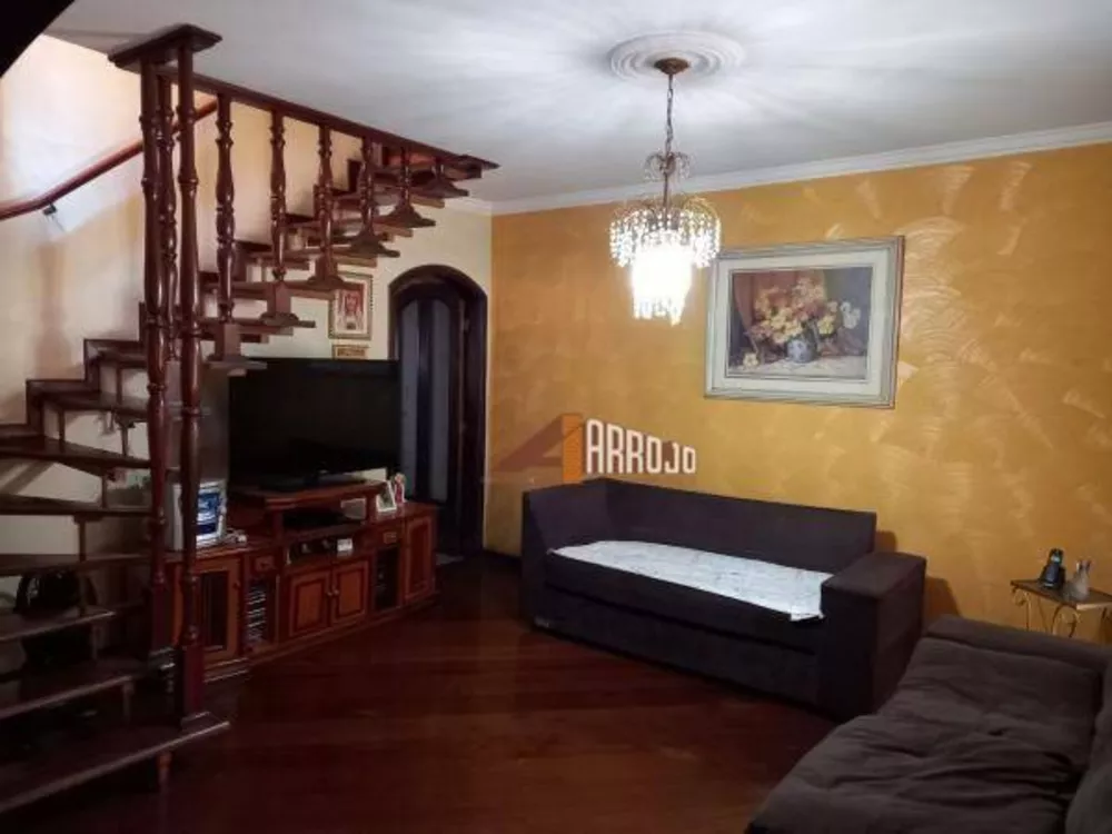 Sobrado à venda com 2 quartos, 120m² - Foto 3