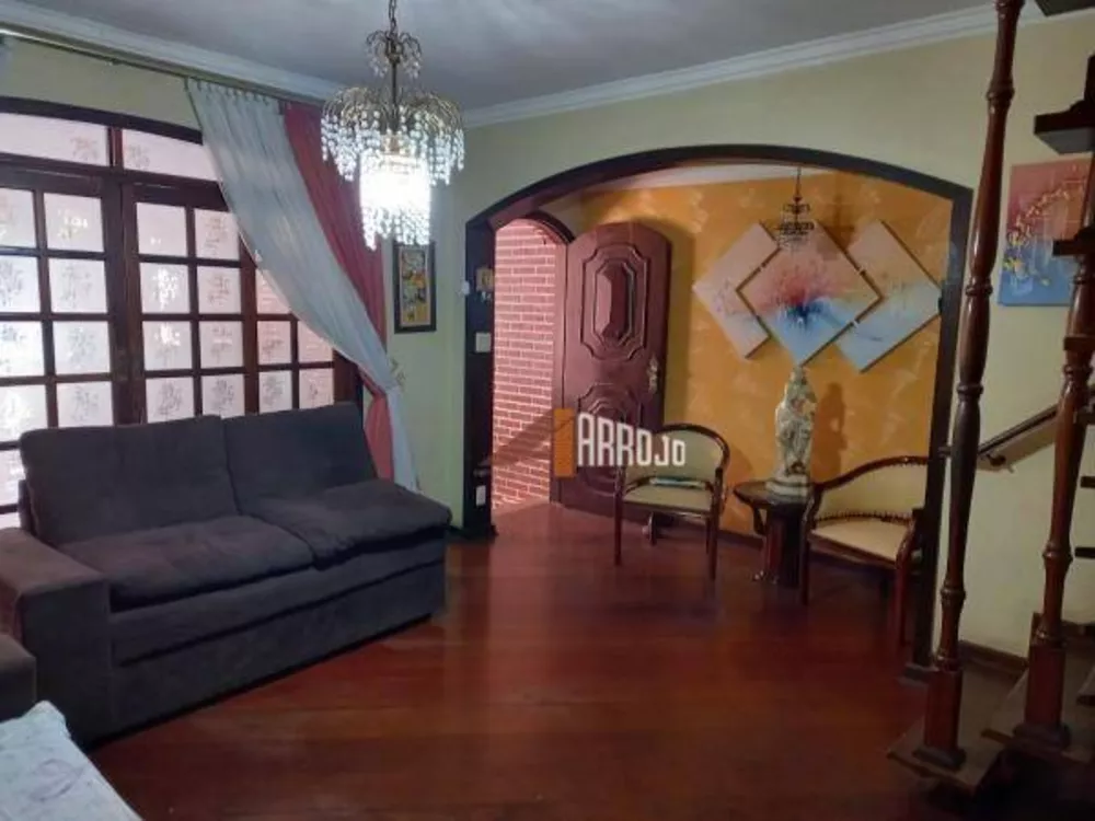 Sobrado à venda com 2 quartos, 120m² - Foto 4