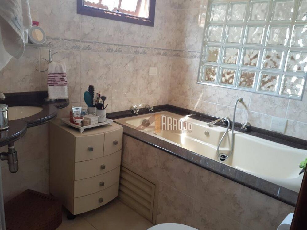 Sobrado, 3 quartos, 225 m² - Foto 3