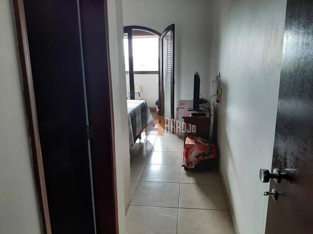 Sobrado à venda com 2 quartos, 142m² - Foto 4