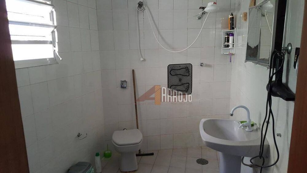 Casa, 3 quartos, 238 m² - Foto 9