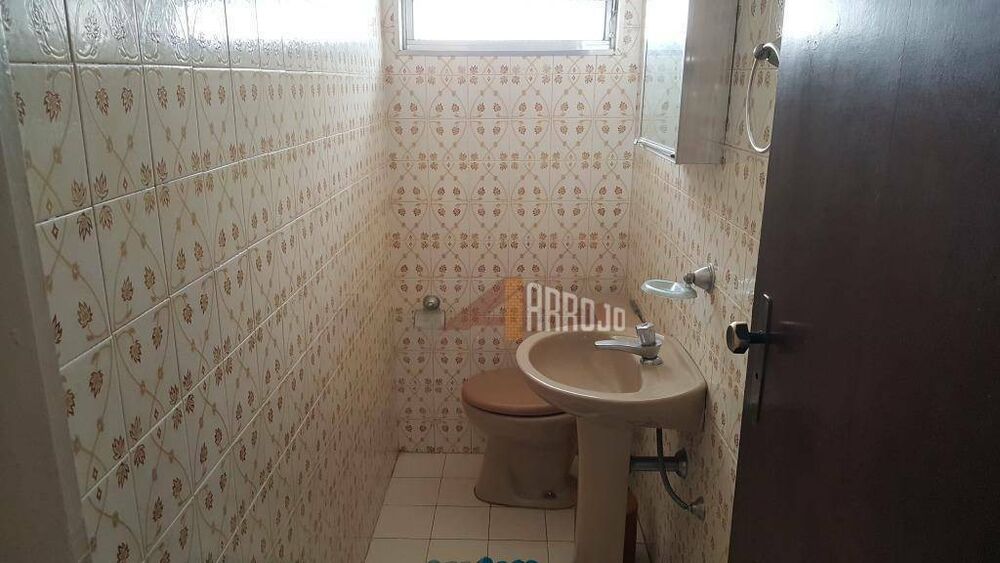 Casa, 3 quartos, 238 m² - Foto 3