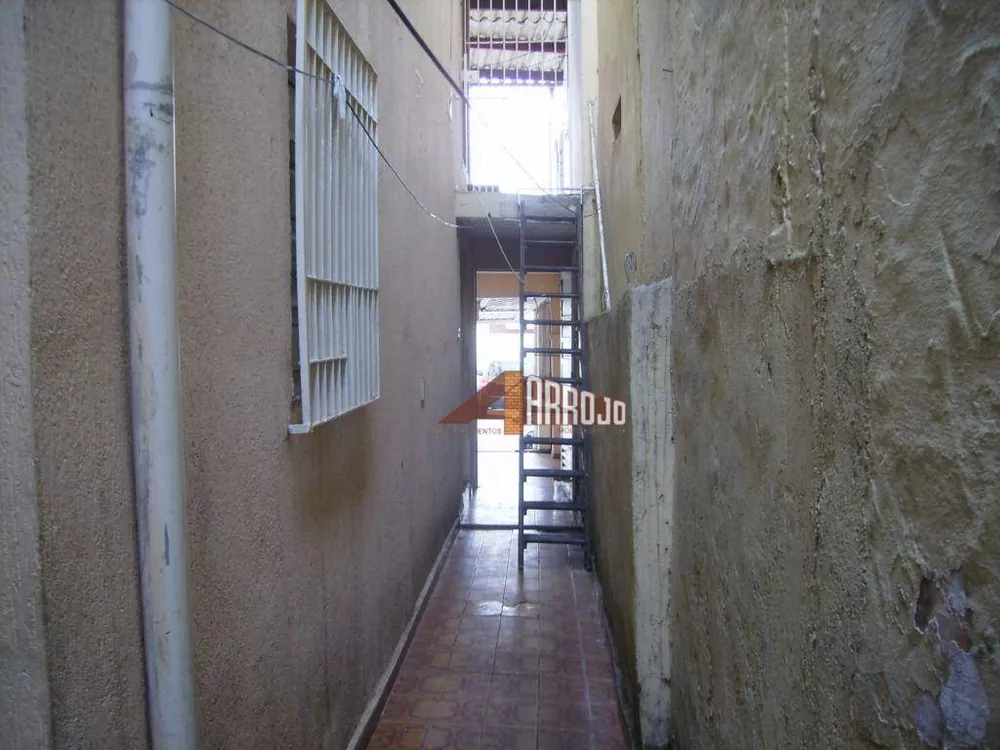 Sobrado à venda com 3 quartos, 123m² - Foto 1