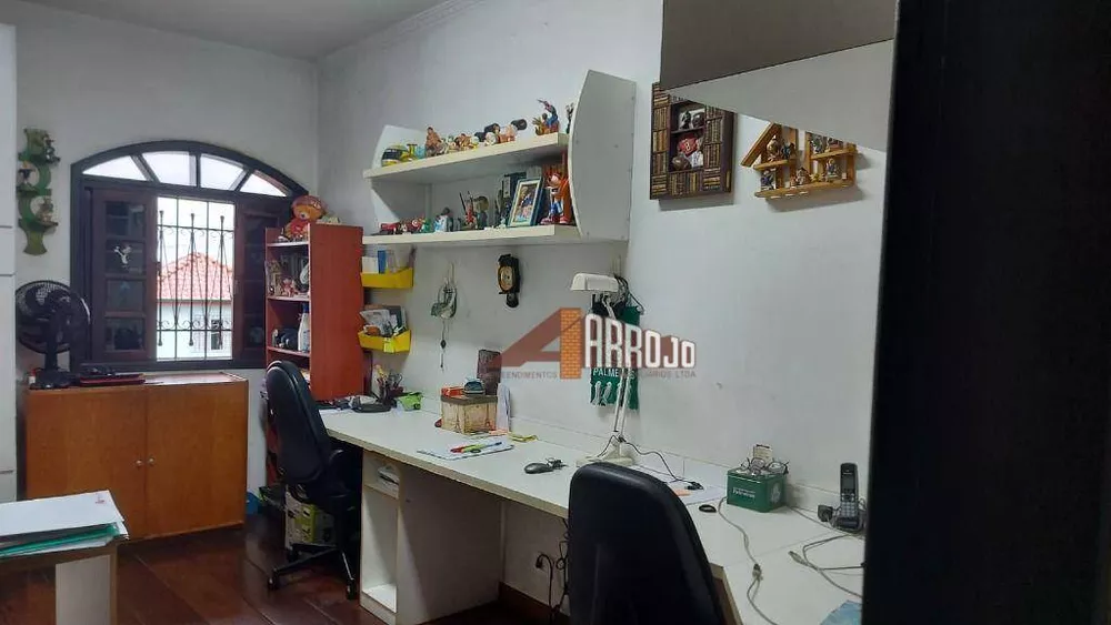 Sobrado à venda com 3 quartos, 267m² - Foto 3