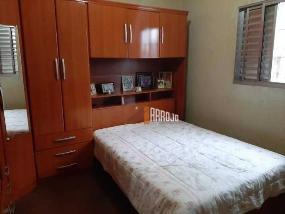 Sobrado à venda com 3 quartos, 194m² - Foto 4