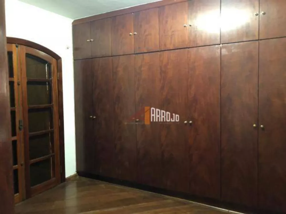 Sobrado à venda com 4 quartos, 500m² - Foto 4