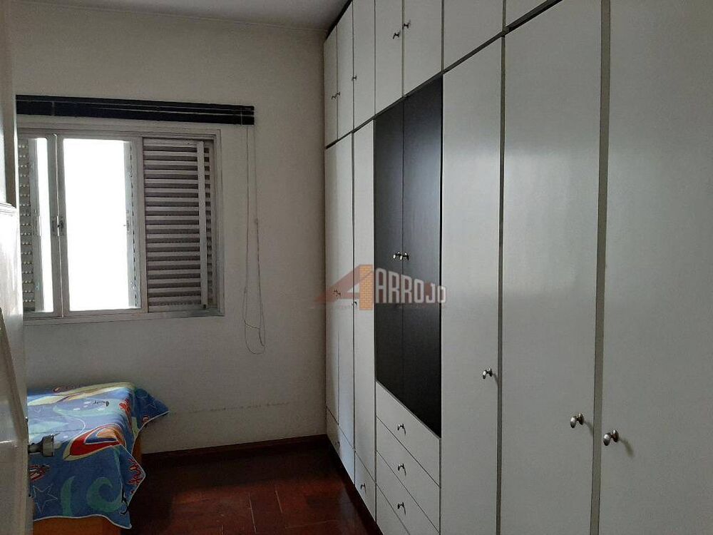 Casa, 3 quartos, 302 m² - Foto 2