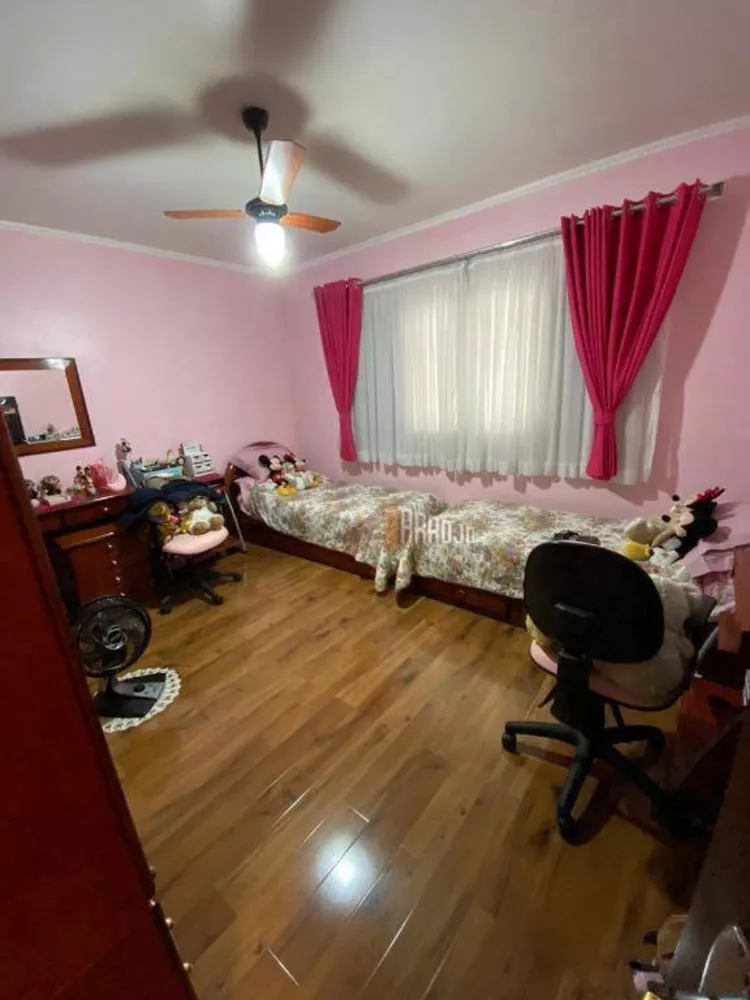 Sobrado à venda com 3 quartos, 260m² - Foto 2