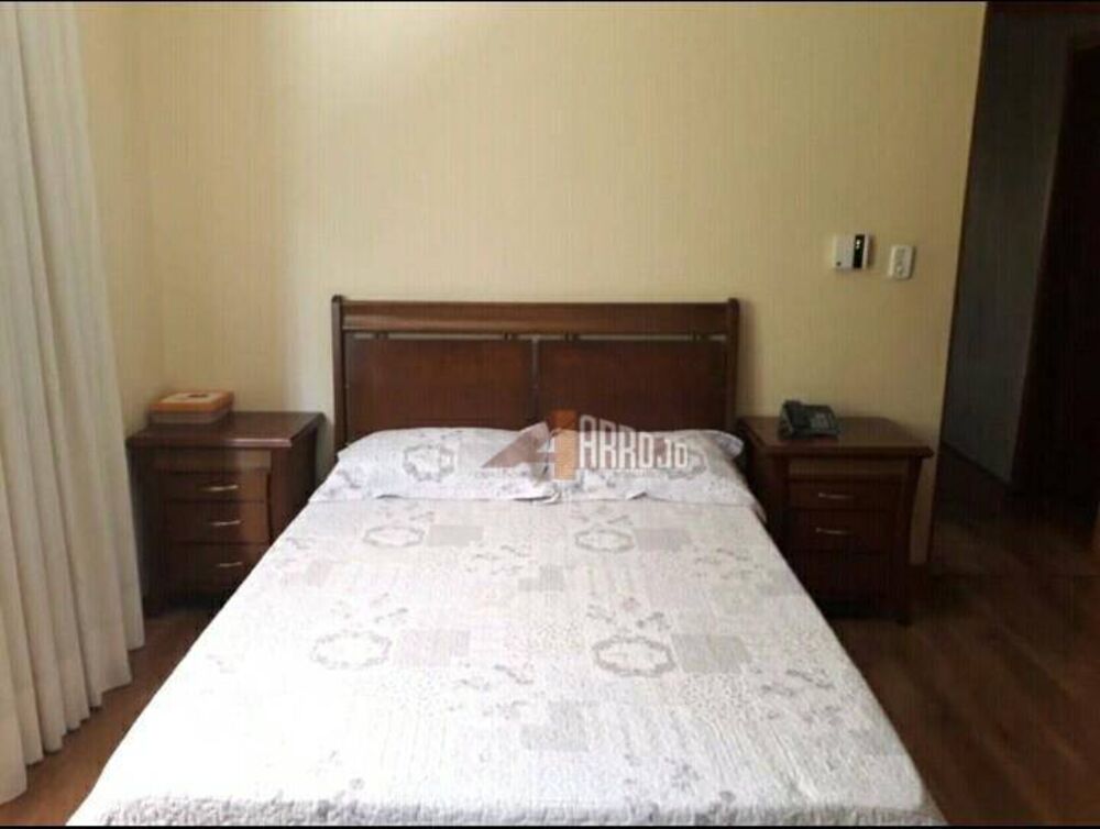 Casa, 3 quartos, 211 m² - Foto 9