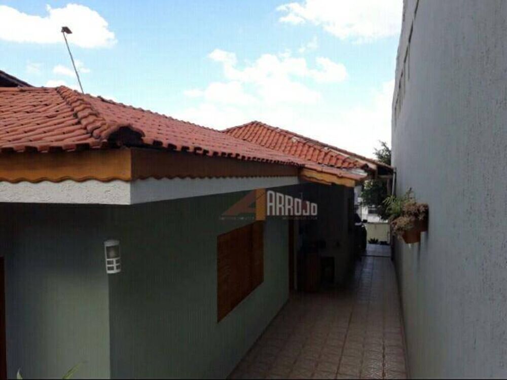 Casa, 3 quartos, 211 m² - Foto 4