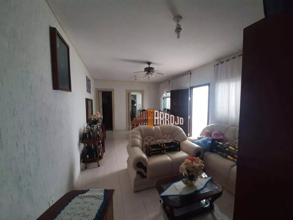 Sobrado à venda com 3 quartos, 105m² - Foto 2