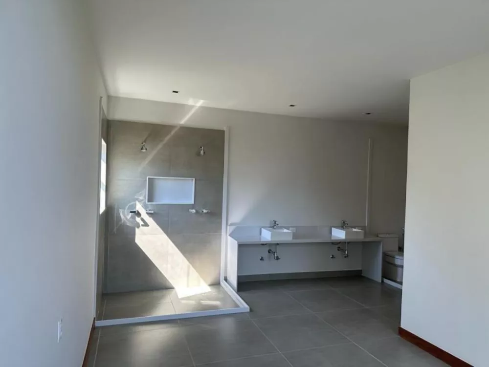Casa, 3 quartos, 200 m² - Foto 2