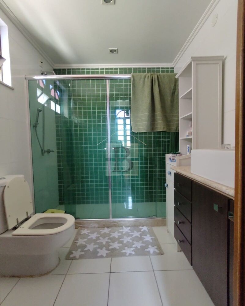 Casa à venda com 3 quartos, 290m² - Foto 15